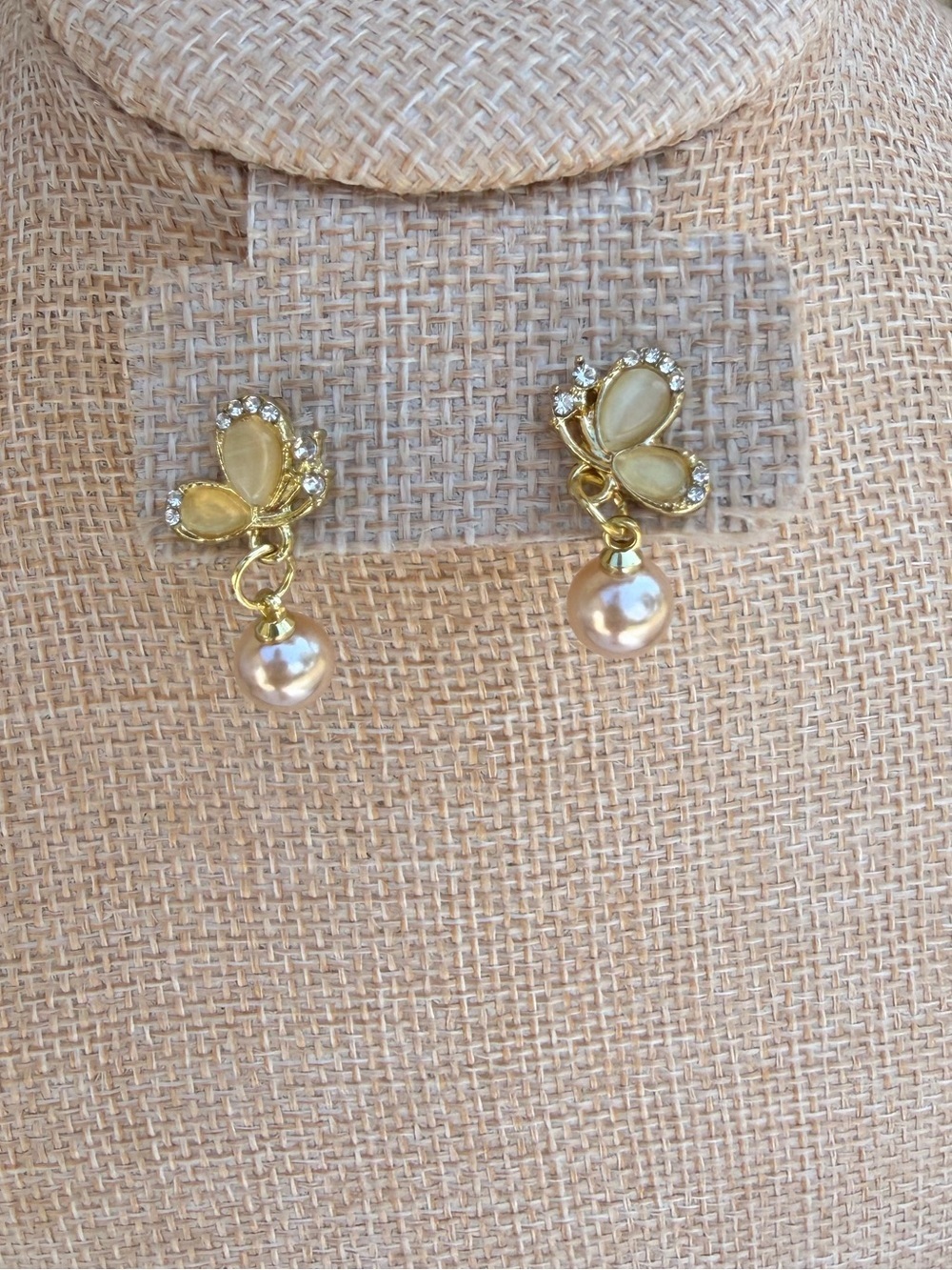 New Gold Butterfly Pearl Drop Earrings - Women Fashion Jewelry